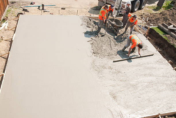 Best Concrete Sidewalk Installation  in Gulf Breeze, FL